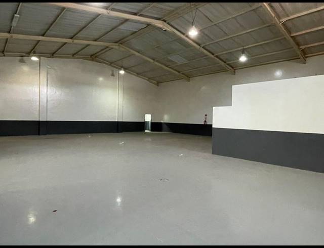 INDUSTRIAL PROPERTY TO RENT IN LYTTELTON